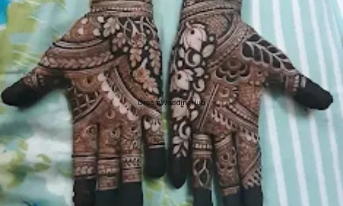 Lakshita jain bridal mehandi